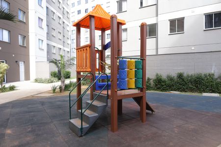 Apartamento à venda com 34m², 2 quartos e sem vagaÁrea comum - Playground