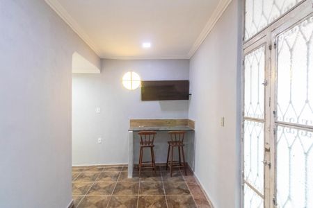 Sala de casa para alugar com 1 quarto, 70m² em Guaratiba, Rio de Janeiro