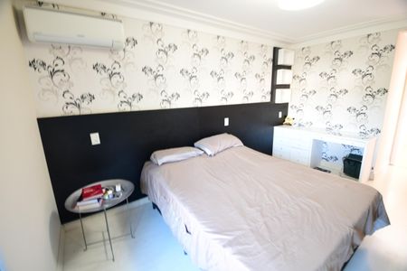 Casa de condomínio para alugar com 340m², 3 quartos e 4 vagasQuarto 3 - Suíte