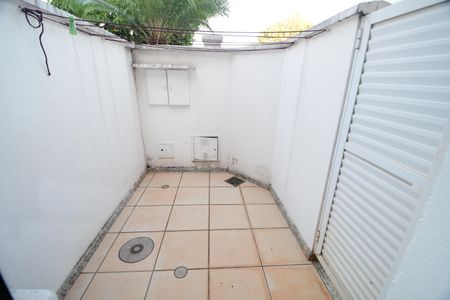 Casa de condomínio para alugar com 340m², 3 quartos e 4 vagasÁrea de Serviço