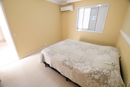 Casa de condomínio para alugar com 340m², 3 quartos e 4 vagasQuarto 1 - Suíte