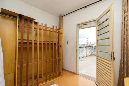 Quarto 1 de casa à venda com 2 quartos, 150m² em Jardim Taboao, São Paulo