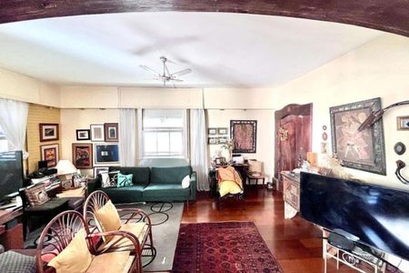 Apartamento à venda com 221m², 4 quartos e 1 vaga