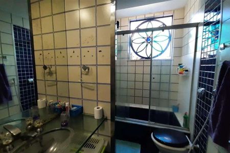 Apartamento à venda com 221m², 4 quartos e 1 vaga