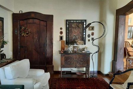Apartamento à venda com 221m², 4 quartos e 1 vaga