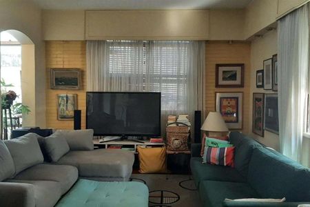 Apartamento à venda com 221m², 4 quartos e 1 vaga