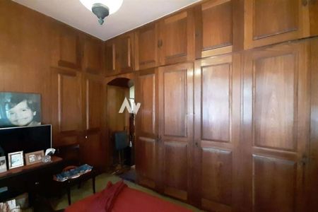 Apartamento à venda com 221m², 4 quartos e 1 vaga