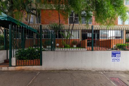 Apartamento à venda com 65m², 3 quartos e 2 vagasFachada + Plaquinha 