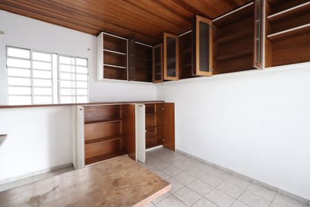 Casa para alugar com 200m², 3 quartos e 2 vagasEscritório