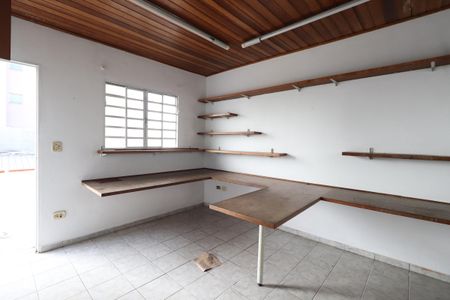 Casa para alugar com 200m², 3 quartos e 2 vagasEscritório