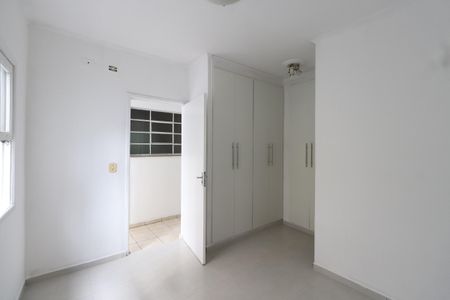 Casa para alugar com 200m², 3 quartos e 2 vagasQuarto 3 - Suíte