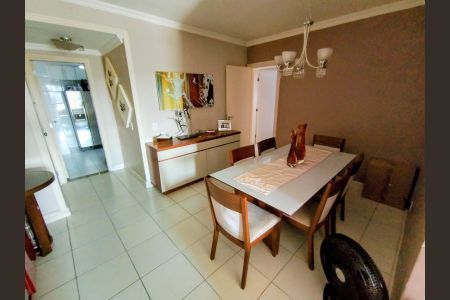 Apartamento à venda com 105m², 4 quartos e 2 vagasSala
