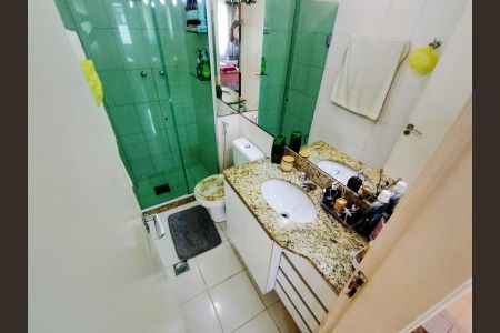 Apartamento à venda com 105m², 4 quartos e 2 vagasBanheiro