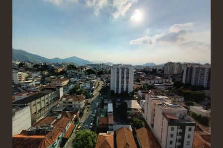 Apartamento à venda com 105m², 4 quartos e 2 vagasVista da sacada