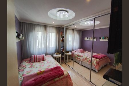 Apartamento à venda com 105m², 4 quartos e 2 vagasQuarto