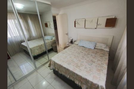 Apartamento à venda com 105m², 4 quartos e 2 vagasQuarto