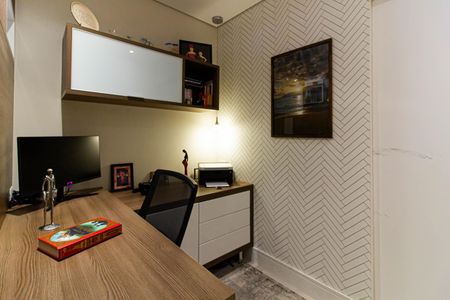 Apartamento à venda com 134m², 4 quartos e 3 vagasEscritório