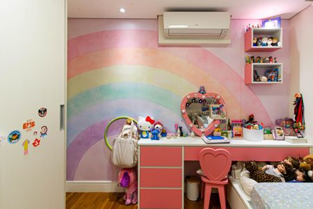 Apartamento à venda com 134m², 4 quartos e 3 vagasSuíte 2