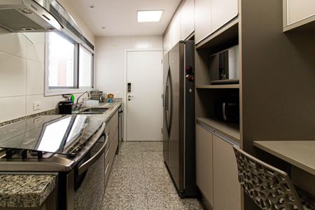 Apartamento à venda com 134m², 4 quartos e 3 vagasCozinha