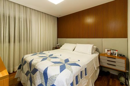Apartamento à venda com 134m², 4 quartos e 3 vagasSuíte 3