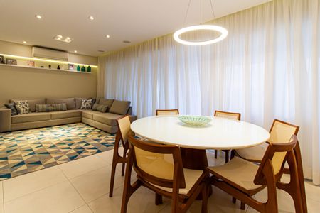 Sala de apartamento para alugar com 4 quartos, 134m² em Vila Romana, São Paulo