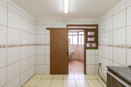 Cozinha de apartamento à venda com 3 quartos, 101m² em Centro, Canoas