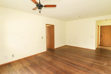 Apartamento para alugar com 101m², 3 quartos e 1 vaga Apartamento para alugar com 101m², 3 quartos e 1 vagaSala