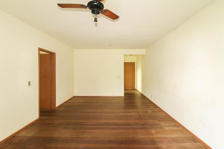 Apartamento para alugar com 101m², 3 quartos e 1 vaga Apartamento para alugar com 101m², 3 quartos e 1 vagaSala