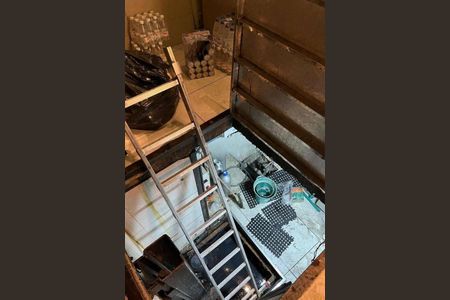 Casa à venda com 434m², 5 quartos e 5 vagas