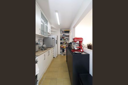 Casa à venda com 159m², 2 quartos e 1 vagaCozinha