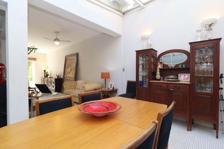 Sala de casa à venda com 2 quartos, 159m² em Pinheiros, São Paulo