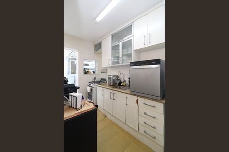 Casa à venda com 159m², 2 quartos e 1 vagaCozinha