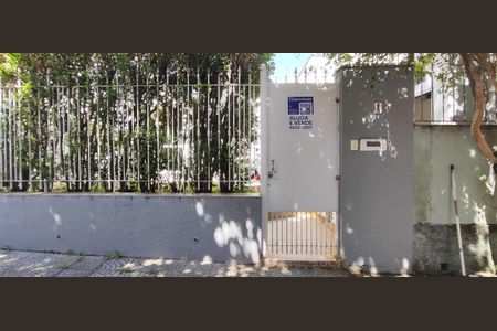 Casa à venda com 159m², 2 quartos e 1 vagaFachada - Plaquinha