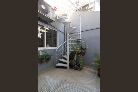 Casa à venda com 159m², 2 quartos e 1 vagaJardim