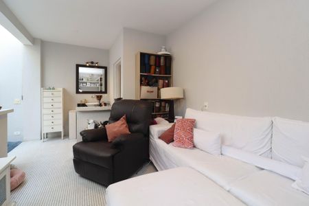 Casa à venda com 159m², 2 quartos e 1 vagaEscritório