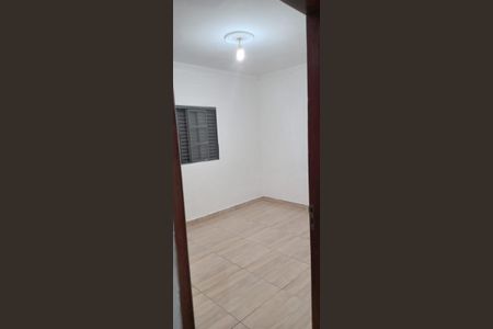 Casa para alugar com 167m², 3 quartos e 1 vagaQuarto