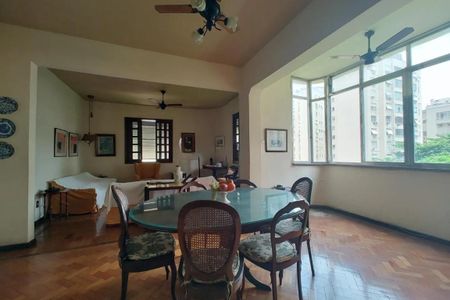 Apartamento à venda com 150m², 3 quartos e sem vaga