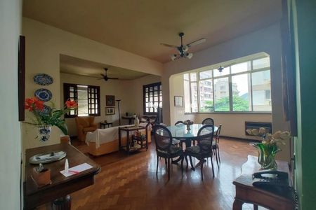 Apartamento à venda com 150m², 3 quartos e sem vaga