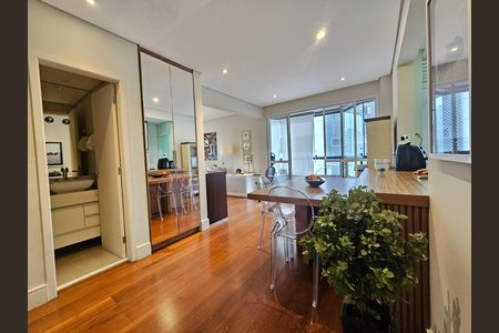 Apartamento à venda com 63m², 1 quarto e 1 vaga Apartamento à venda com 63m², 1 quarto e 1 vagaSala
