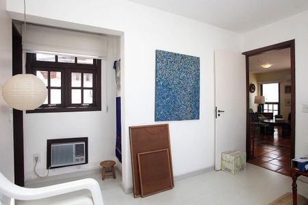 Apartamento à venda com 193m², 3 quartos e 2 vagasQuarto 3