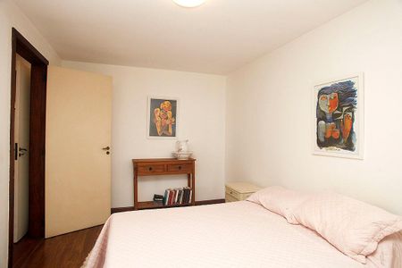 Apartamento à venda com 193m², 3 quartos e 2 vagasQuarto 1