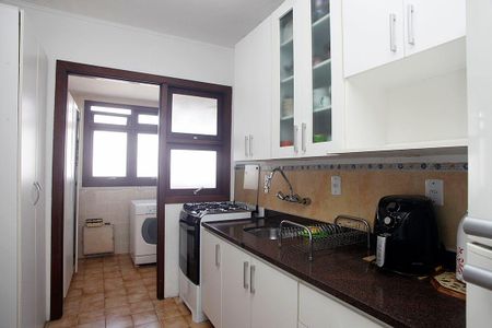 Apartamento à venda com 193m², 3 quartos e 2 vagasCozinha