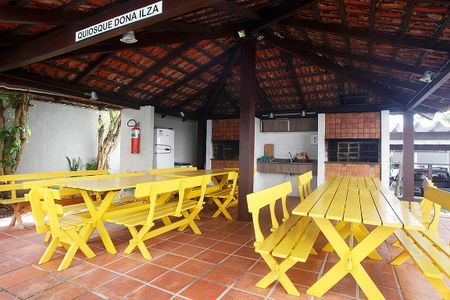 Apartamento à venda com 193m², 3 quartos e 2 vagasÁrea Comum - Quiosque Churrasqueira