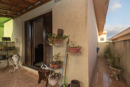 Casa à venda com 242m², 3 quartos e 2 vagas Casa à venda com 242m², 3 quartos e 2 vagasVaranda do quarto 1