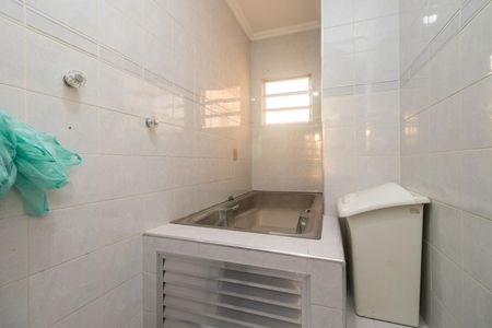 Casa à venda com 242m², 3 quartos e 2 vagas Casa à venda com 242m², 3 quartos e 2 vagasBanheiro da Suíte
