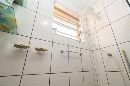 Casa à venda com 242m², 3 quartos e 2 vagas Casa à venda com 242m², 3 quartos e 2 vagasBanheiro Social