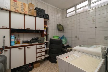 Casa à venda com 242m², 3 quartos e 2 vagas Casa à venda com 242m², 3 quartos e 2 vagasÁrea de Serviço