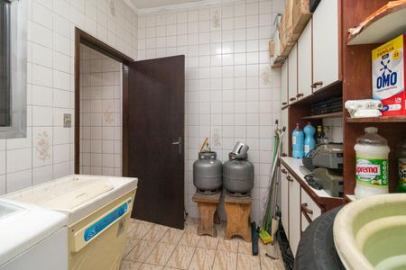 Casa à venda com 242m², 3 quartos e 2 vagas Casa à venda com 242m², 3 quartos e 2 vagasÁrea de Serviço