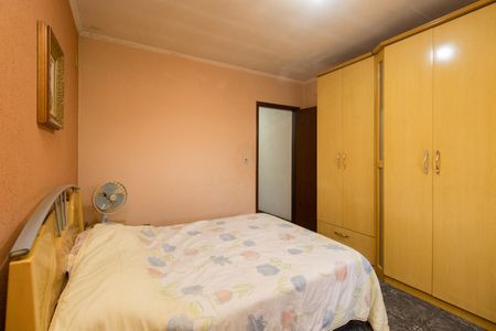 Casa à venda com 242m², 3 quartos e 2 vagas Casa à venda com 242m², 3 quartos e 2 vagasSuíte