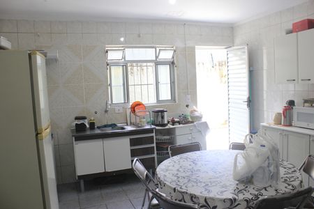 Casa à venda com 247m², 5 quartos e sem vagaCozinha